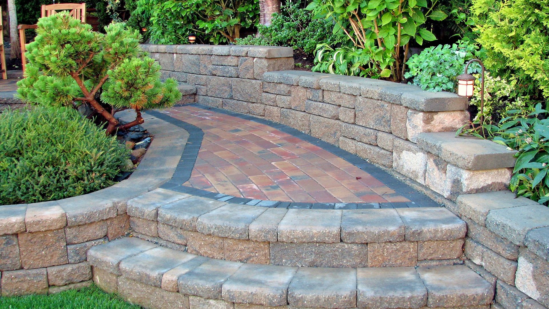 Hardscaping Bellevue Design Ideas That Boost Curb Appeal in Seattle Homes